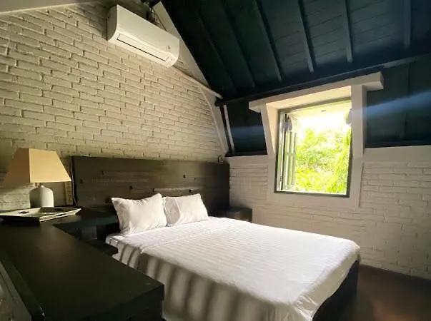 Guest house Gading Loft Bali Hotel Jimbaran  Indonesia